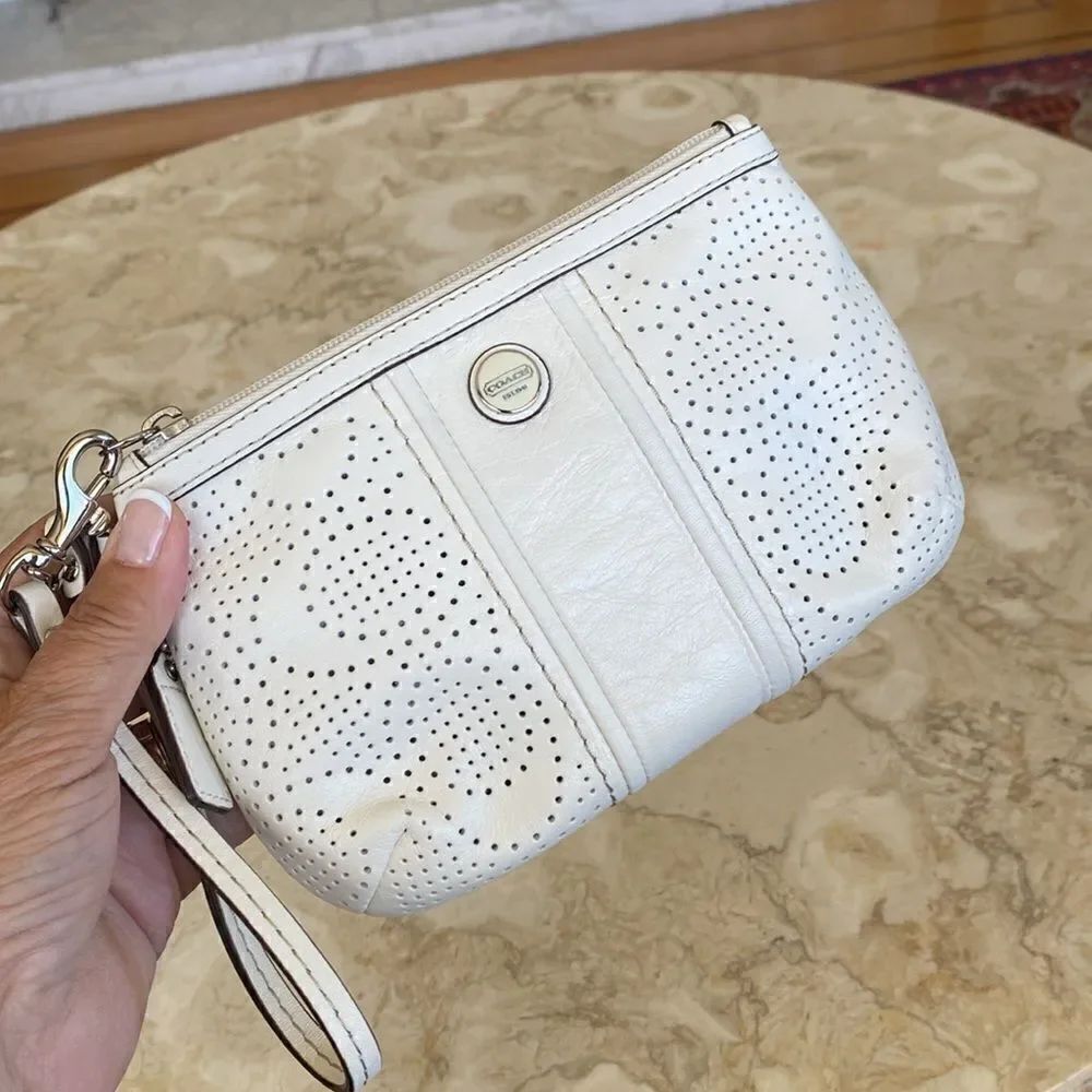 NWOT Coach White Laser Cut Leather Wristlet Wallet C-Monogram